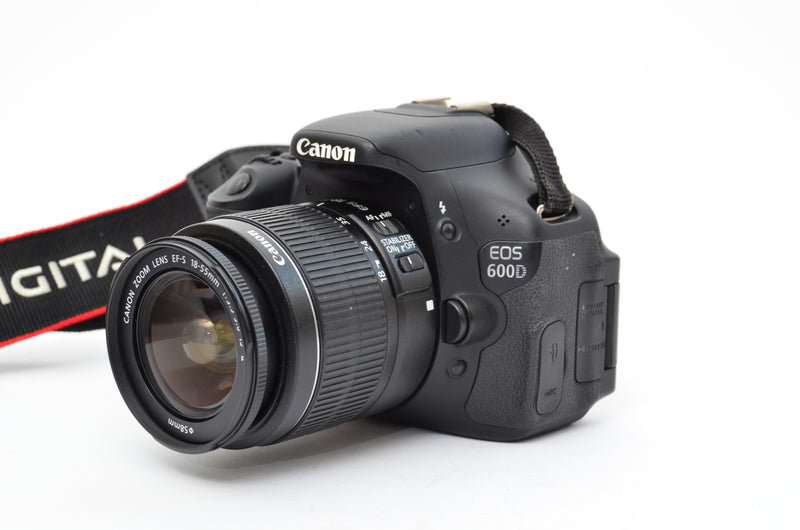 Used Canon 600D with 18-55mm f/3.5-5.6 IS ii
