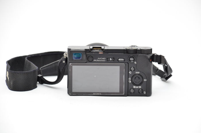 Used Sony a6000 Camera with PZ 16-50mm f/3.5-5.6 OSS Lens