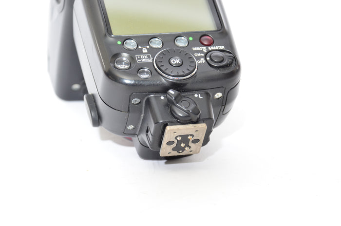 Used Nikon SB900 Speedlight