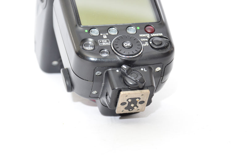 Used Nikon SB900 Speedlight