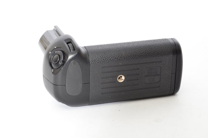 Used Nikon MB-40 Battery Grip with MS-40 battery holder