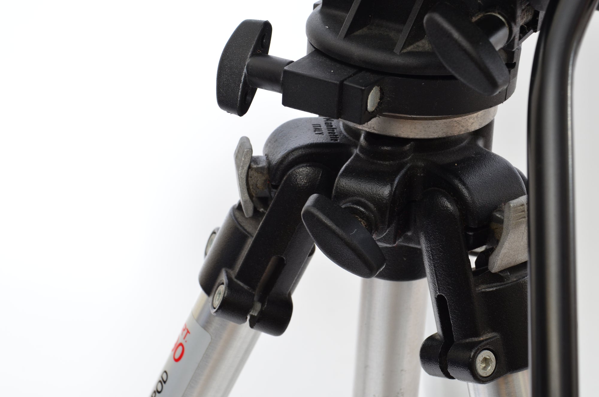 MANFROTTO ART. MK290XTA3-3W - su Il Fotoamatore MANFROTTO ART. MK290XTA3-3W - su Il Fotoamatore