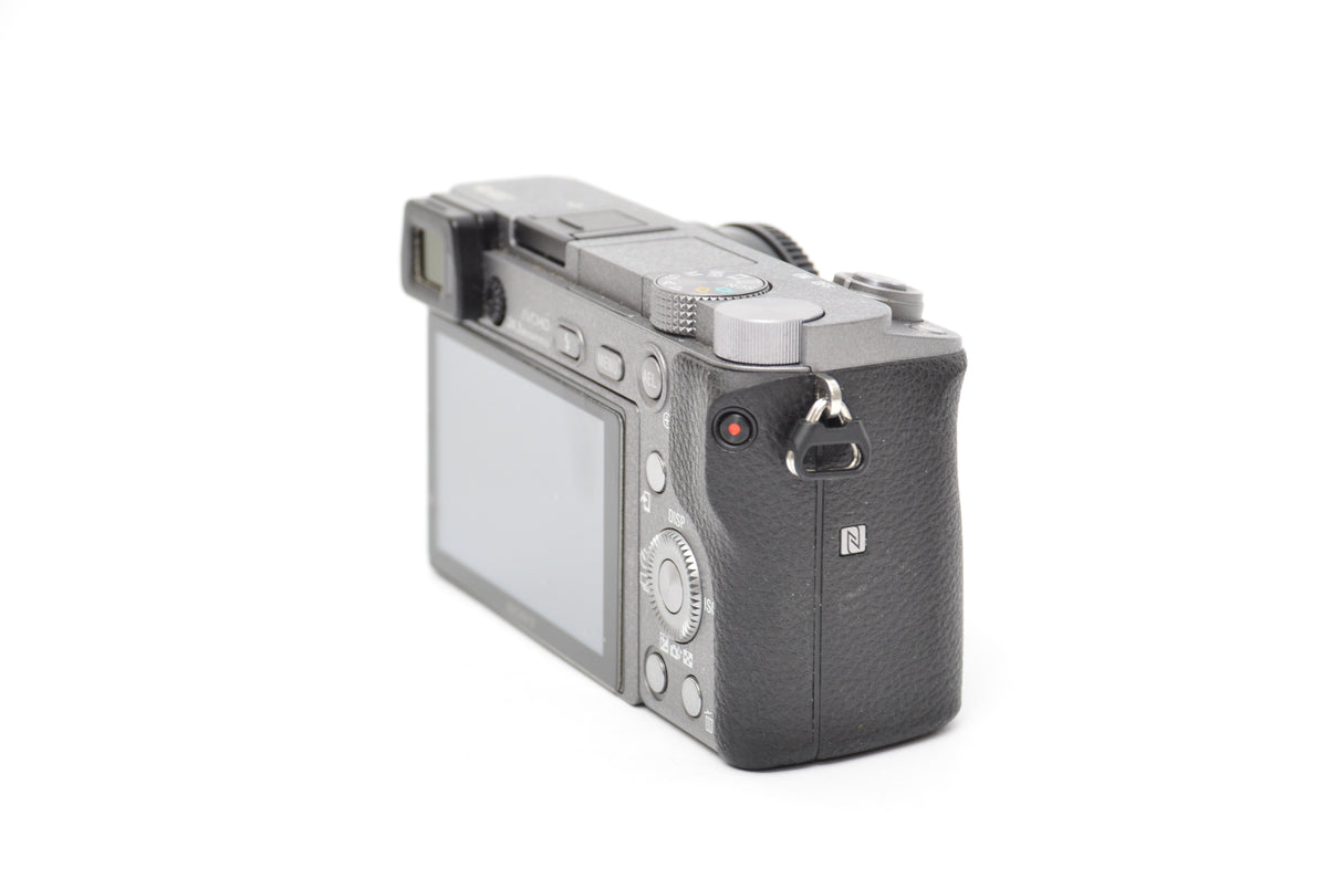 Used Sony Alpha A6000 + 12 Month Warranty