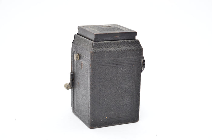 Collection of Assorted Used Vintage cameras