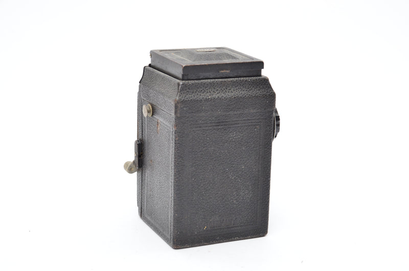Collection of Assorted Used Vintage cameras