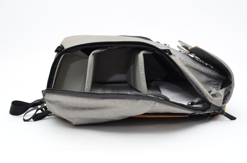 Used Peak Design Everyday Grey 20L Camera Backpack