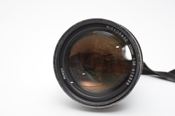 Used Nikon 300mm f/2.8 MF