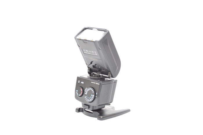 Used Nissin i40 flash for Micro 4/3