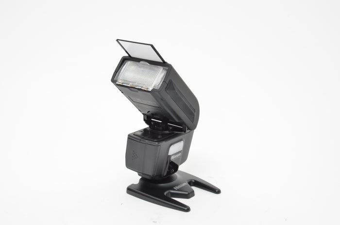 Used Nissin i40 flash for fujifilm