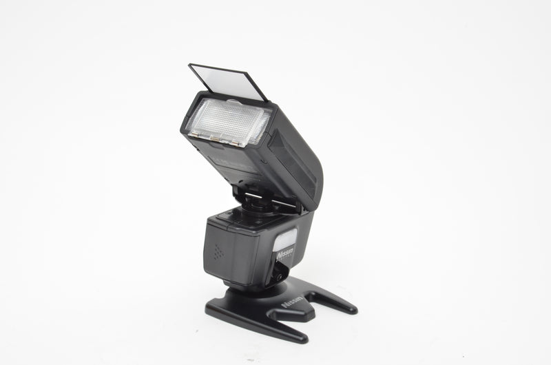 Used Nissin i40 flash for fujifilm