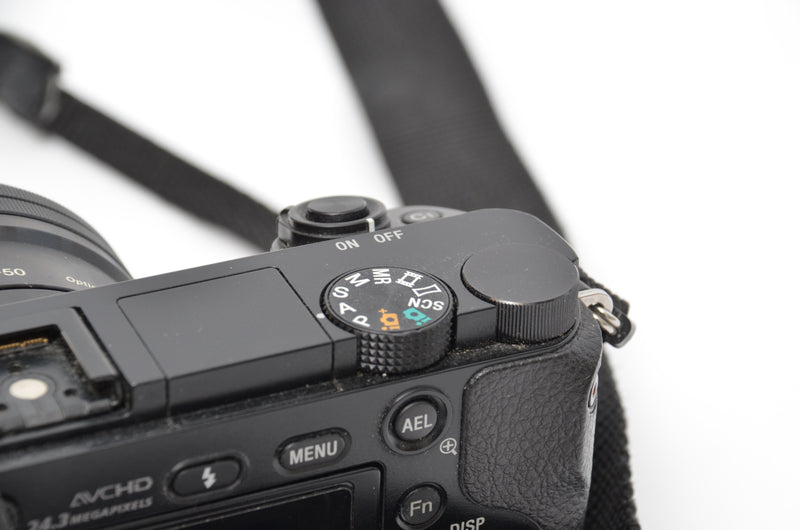Used Sony Alpha A6000 with 16-50mm f/3.5-5.6 OSS lens