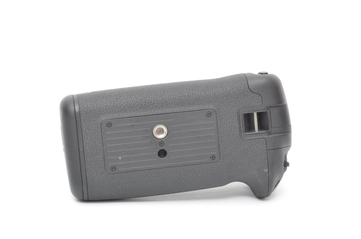 Used Canon BG-E20 grip