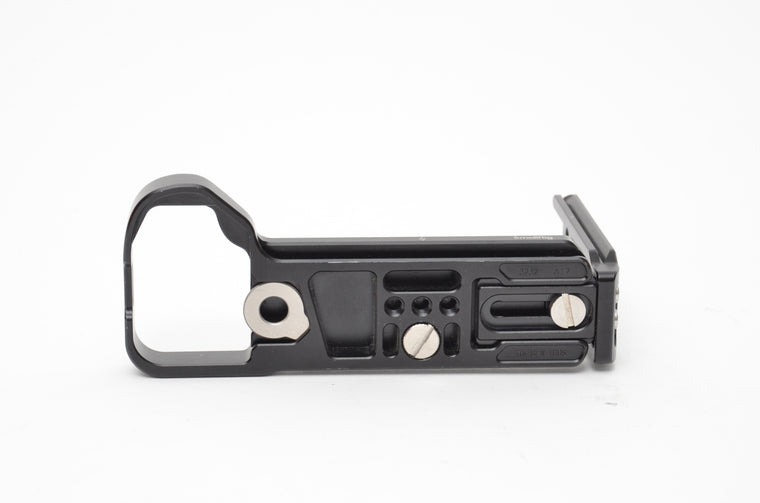 Used SmallRig GFX 100s L-Bracket