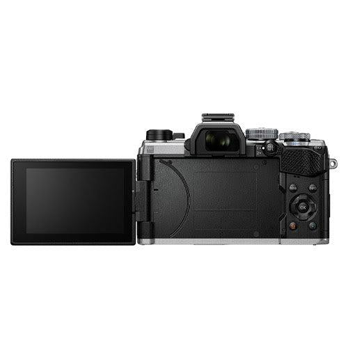 OM SYSTEM OM-5 with M.ZUIKO DIGITAL ED 12-45mm F4.0 PRO Lens Kit - Silver