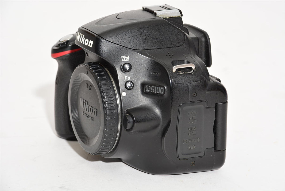 Used Nikon D5100 DSLR Camera