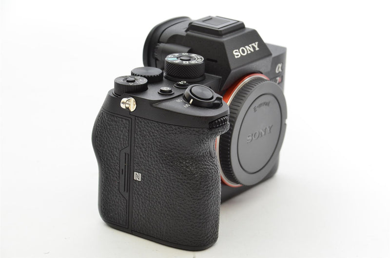 Used Sony A7R IV