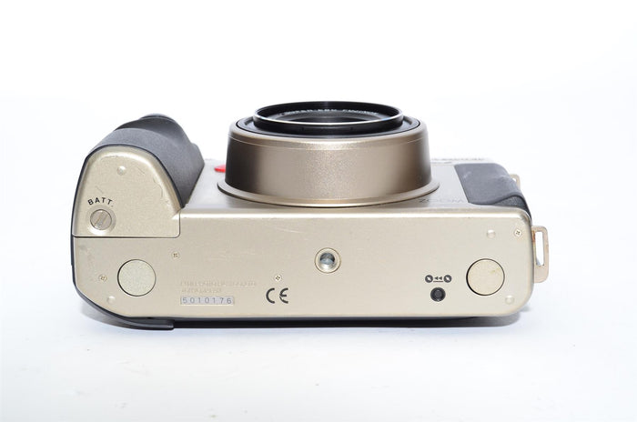 Used Fujifilm GA645Zi Profesional Medium Format Camera
