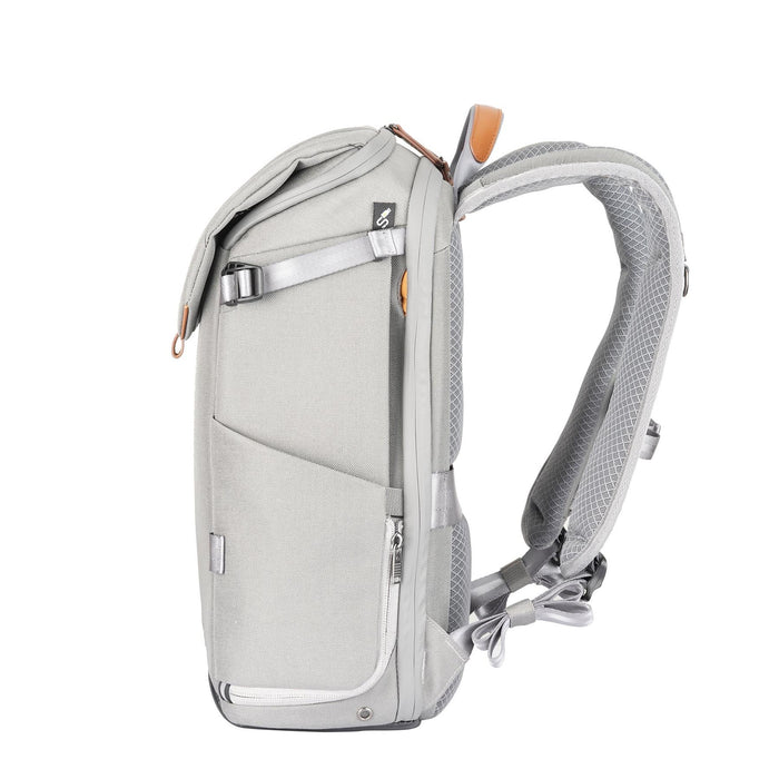 Vanguard VEO City B42 Grey Backpack - 16 Litre