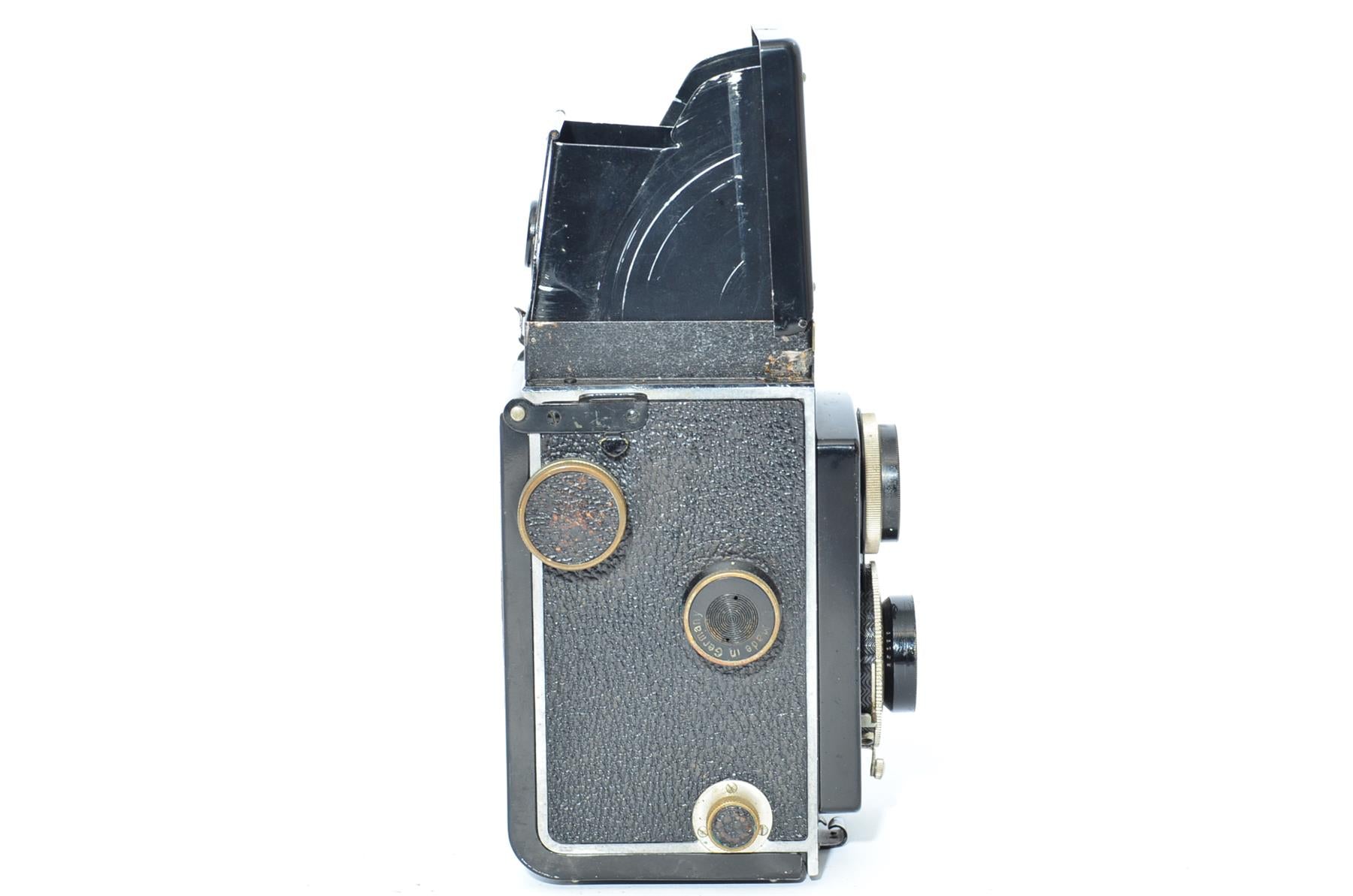 Used Rolleicord Model 2 – Cambrian Photography