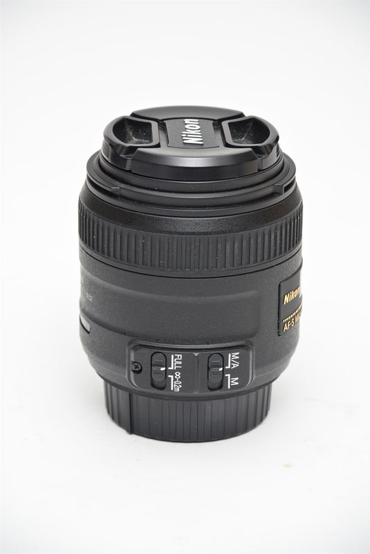 Used Nikon Nikkor AF-S DX 40mm f/2.8G Micro Lens