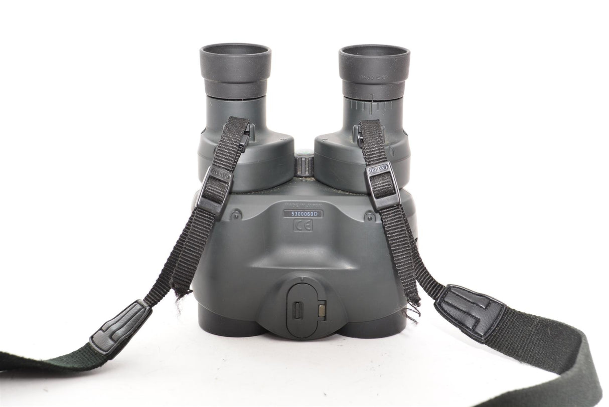 Used Canon 10x30 IS Binoculars