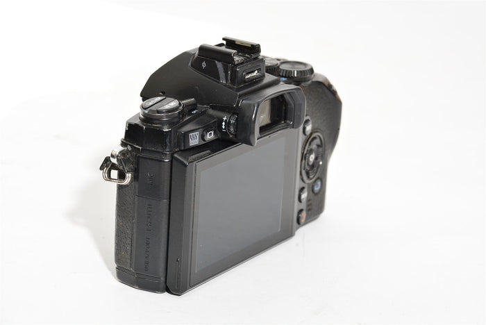 Used Olympus OM-D E-M1 Mirrorless Camera