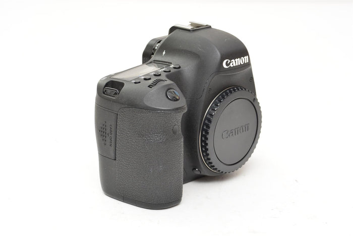 Used Canon EOS 6D DSLR Camera with Battery Grip
