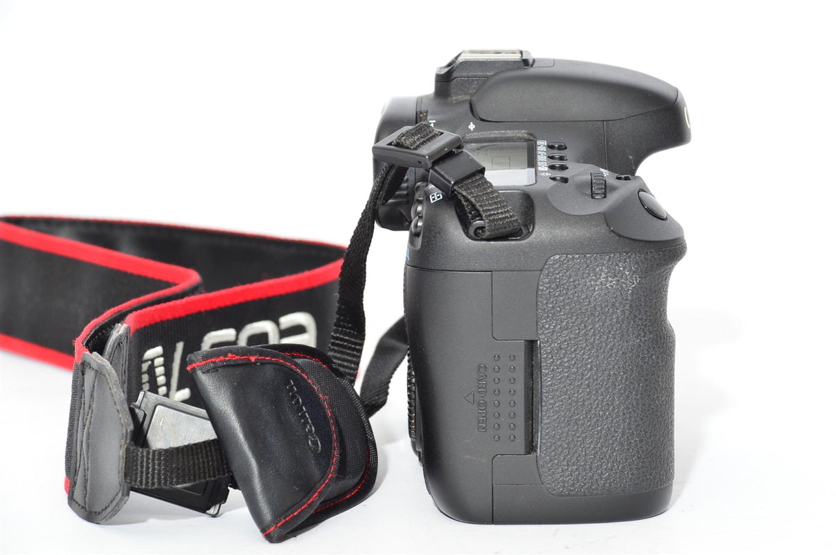 Used Canon EOS 7D DSLR Camera