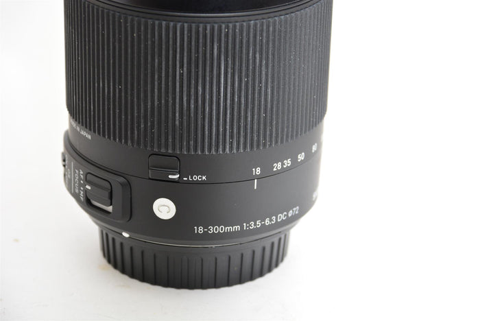 Used Sigma 18-300mm f/3.5-6.3 DC Canon FIt Lens