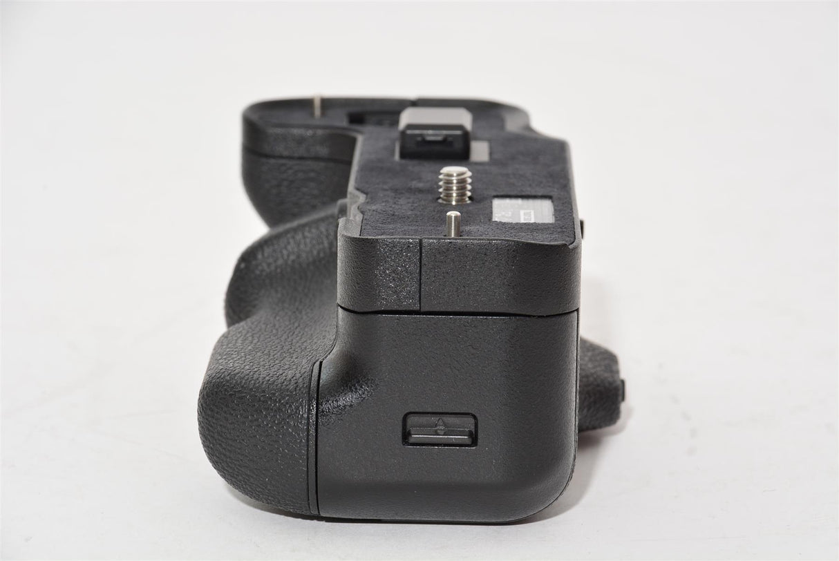 Used Fujifilm GFX 50S VG-GFX1 Vertical Battery Grip