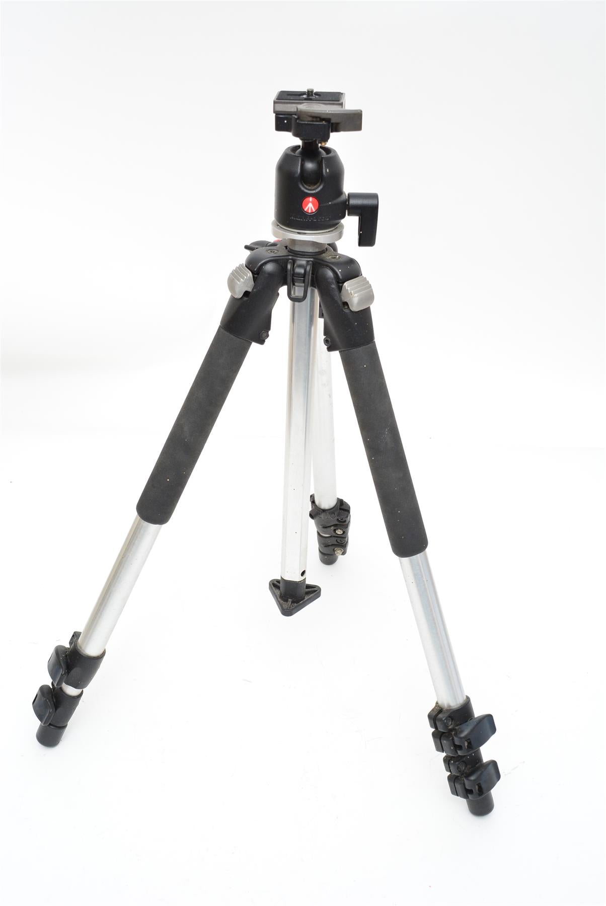 Used Manfrotto 190CL Tripod with 486RC2 Head