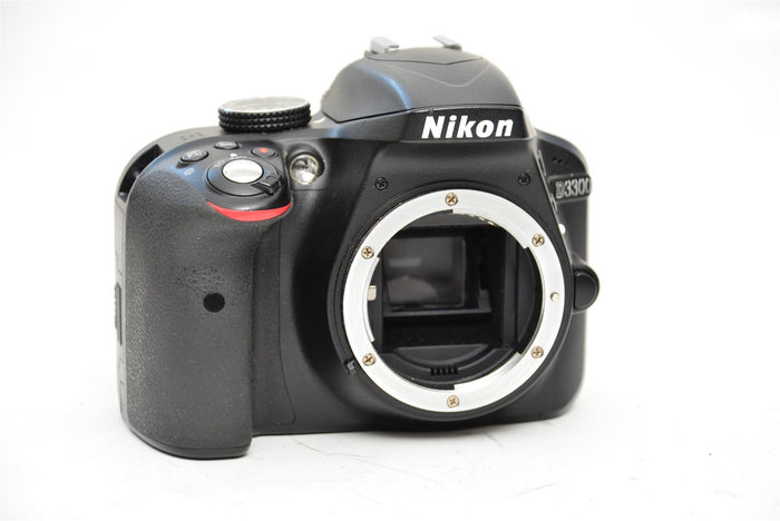 Used Nikon D3300 Body with 18-55 Lens