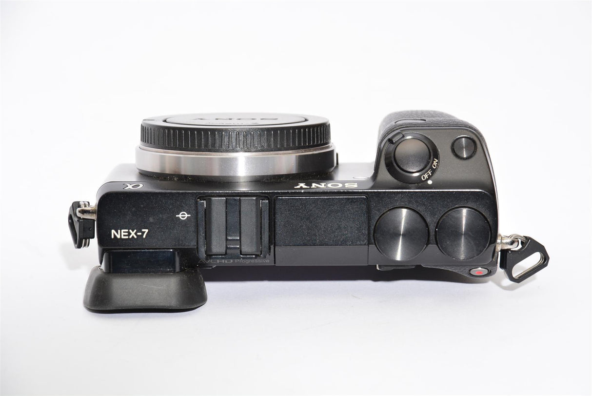 Used Sony Nex-7 with 18-55mm Lens