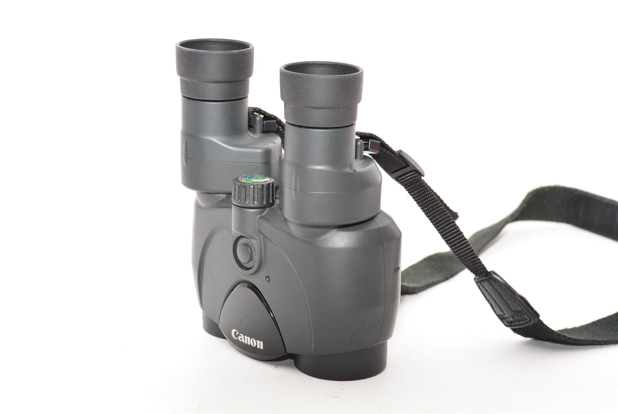 Used Canon 10x30 IS Binoculars