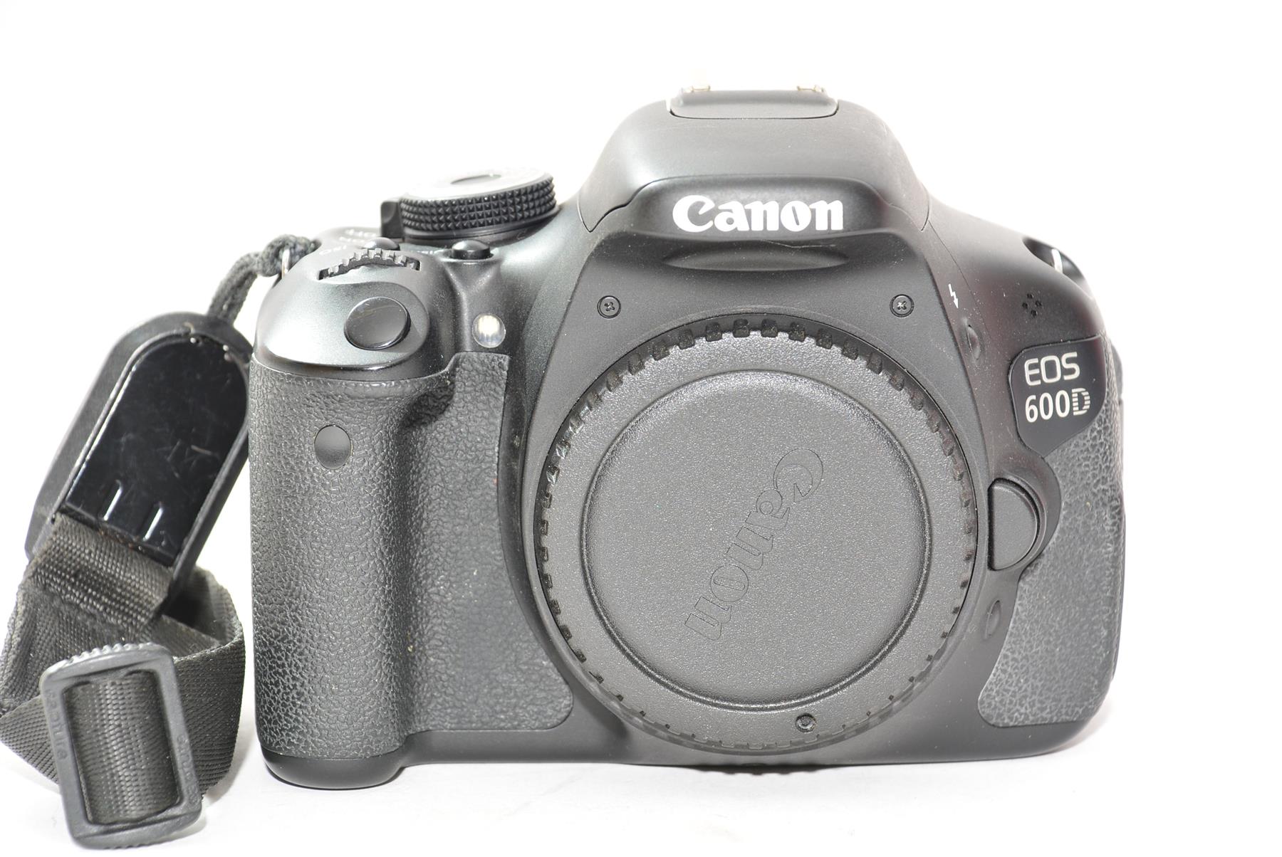 Used Canon EOS 600D DSLR Camera