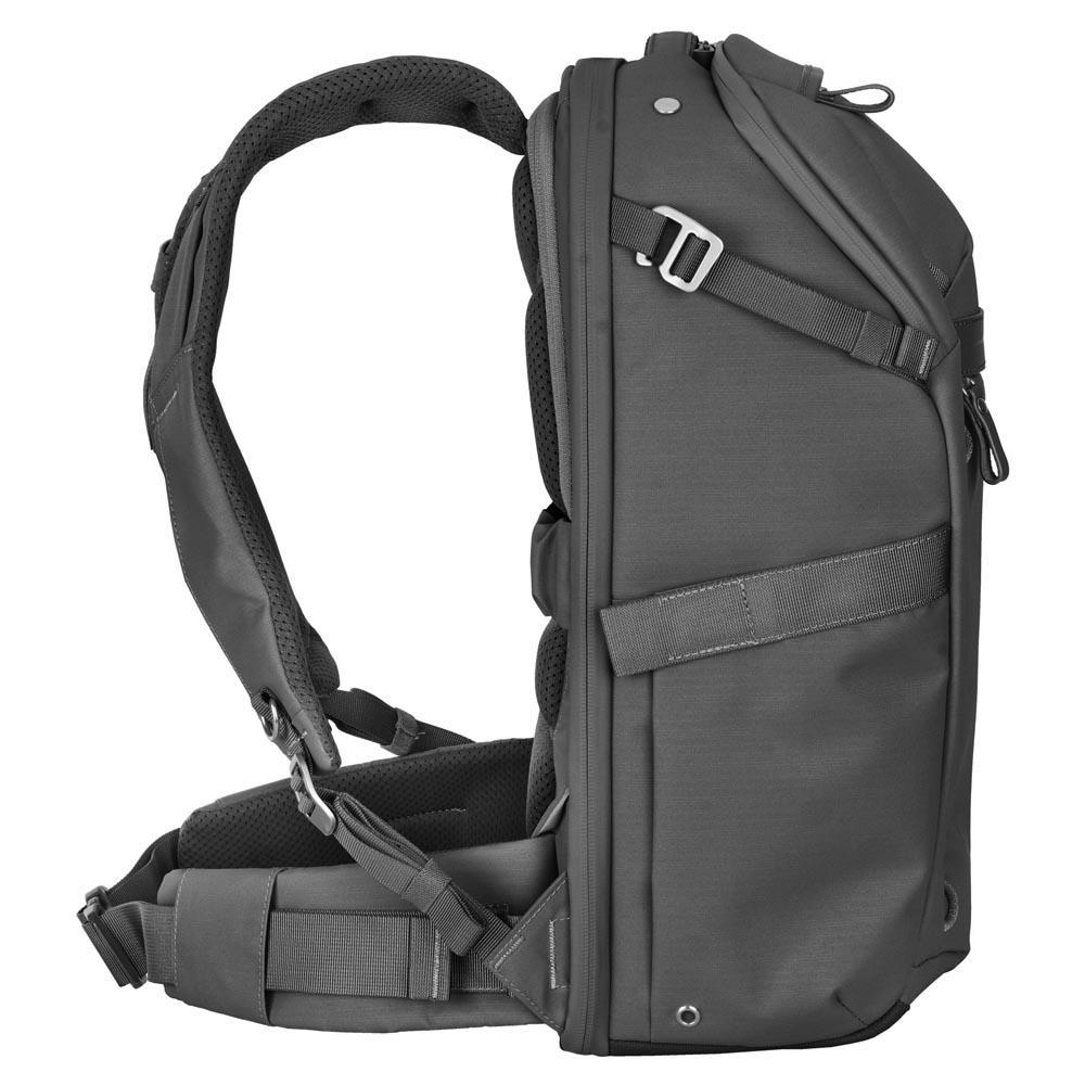 Vanguard VEO METRO B25L Camera Backpack - Black