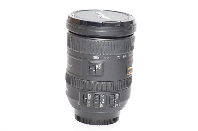 Used Nikon 18-200mm F3.5-5.6 II ED - Fungus