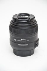 Used Nikon Nikkor AF-S DX 40mm f/2.8G Micro Lens