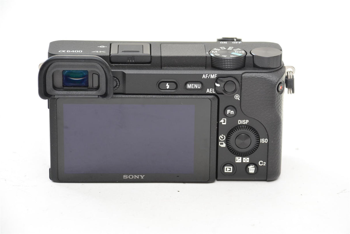 Used Sony A6400 Digital Camera with 18-135mm Lens