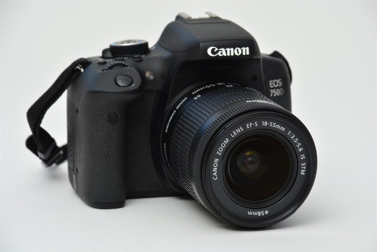 Used Canon EOS 750D with EF-S 18-55mm IS STM Kit