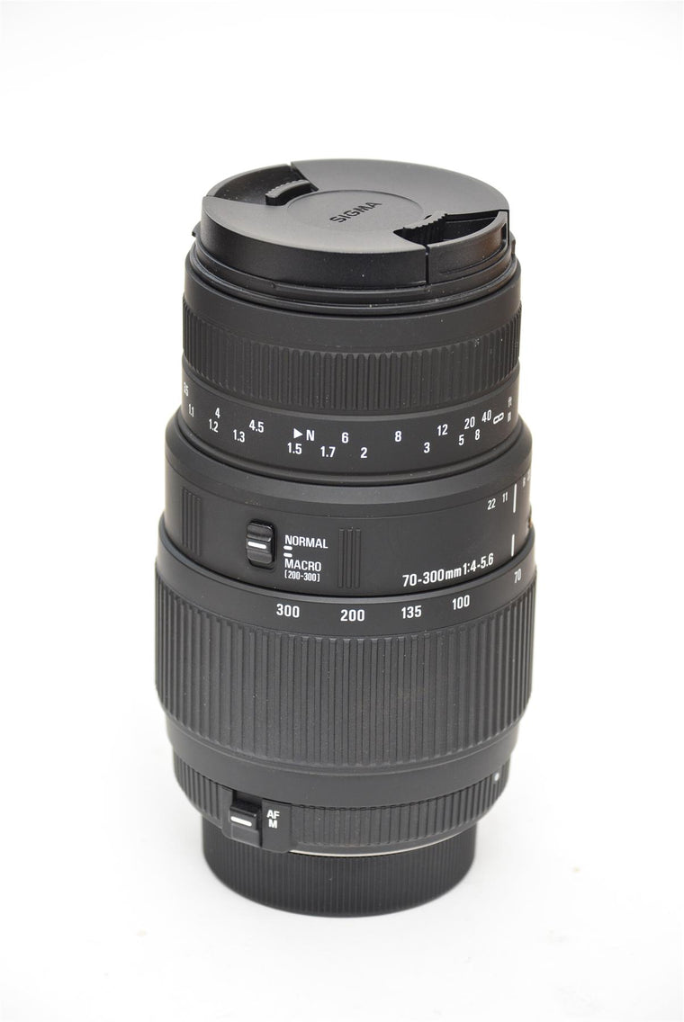 Used Sigma DG 70-300mm f/4-5.6 Nikon Fit Lens