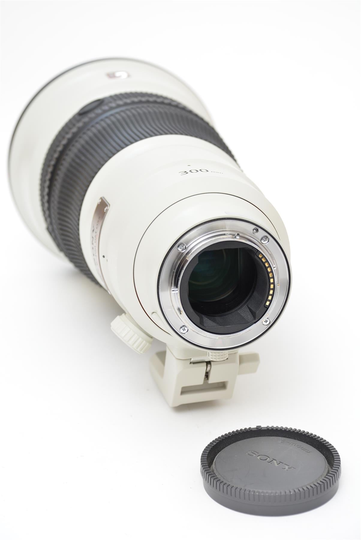 Used Sony FE 300mm F2.8 GM OSS Lens