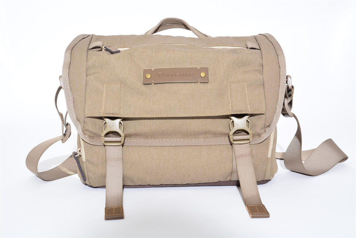 Used Vanguard VEO 32M Camera Shoulder Bag