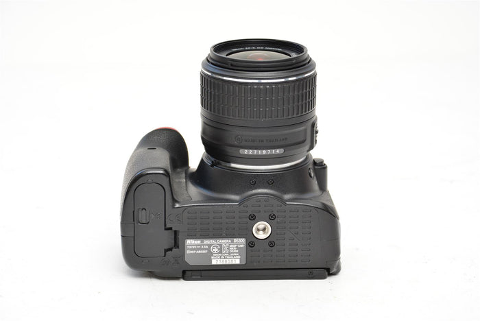 Used Nikon D5300 Body with 18-55 Lens