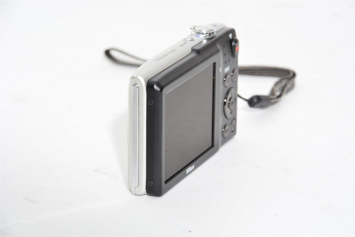 Used Nikon Coolpix S3300 Compact Digital Camera - NO CHARGER INCLUDED