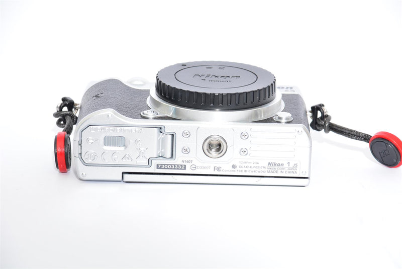 Used Nikon 1 J5 Compact Camera