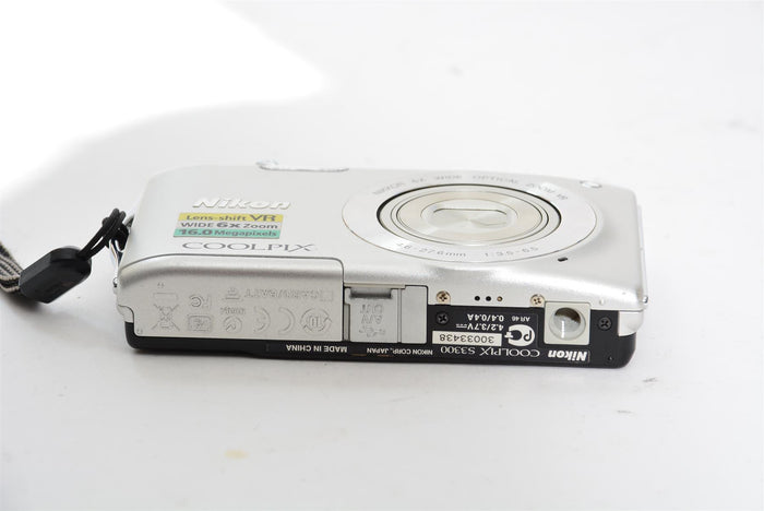Used Nikon Coolpix S3300 Compact Digital Camera - NO CHARGER INCLUDED