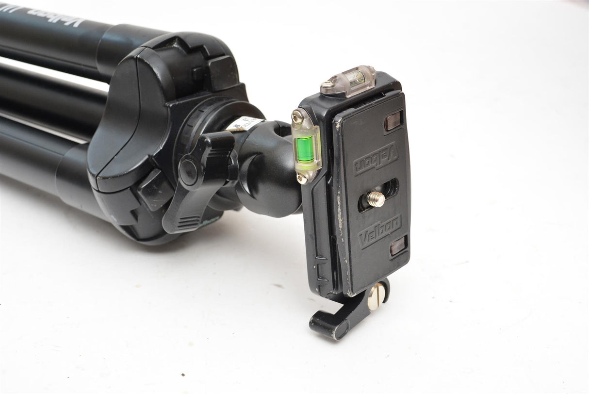 Used Velbon Ultra Rexi L Tripod with QHD-61Q Head