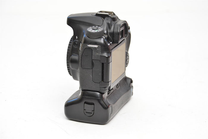 Used Canon EOS 70D DSLR Camera