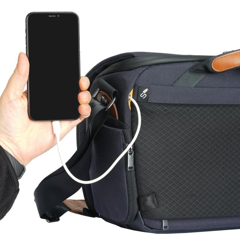 Vanguard VEO City S30 Navy Blue Shoulder Bag - 7 Litres